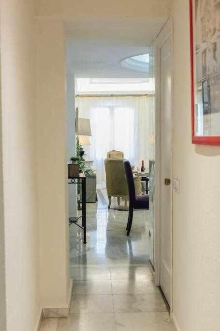 Apartamento Boutique Abades Sevilla Bagian luar foto