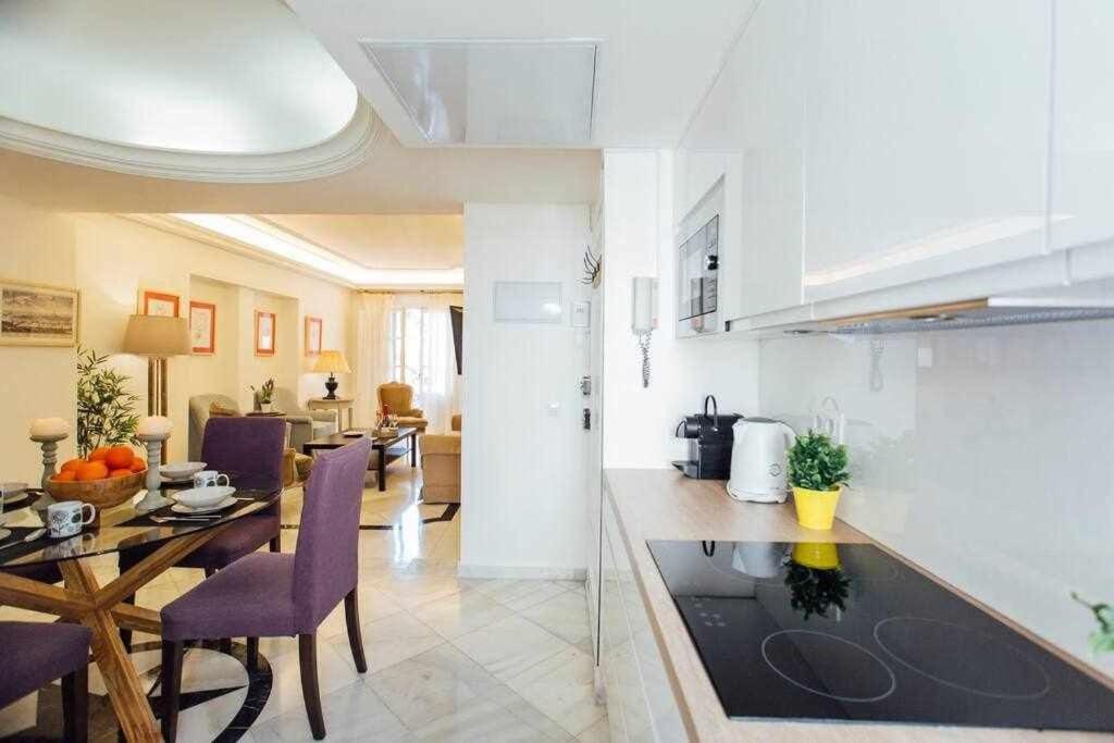 Apartamento Boutique Abades Sevilla Bagian luar foto