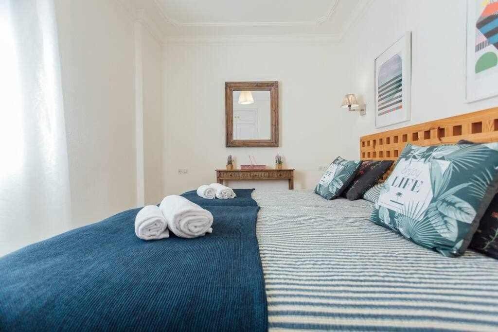 Apartamento Boutique Abades Sevilla Bagian luar foto