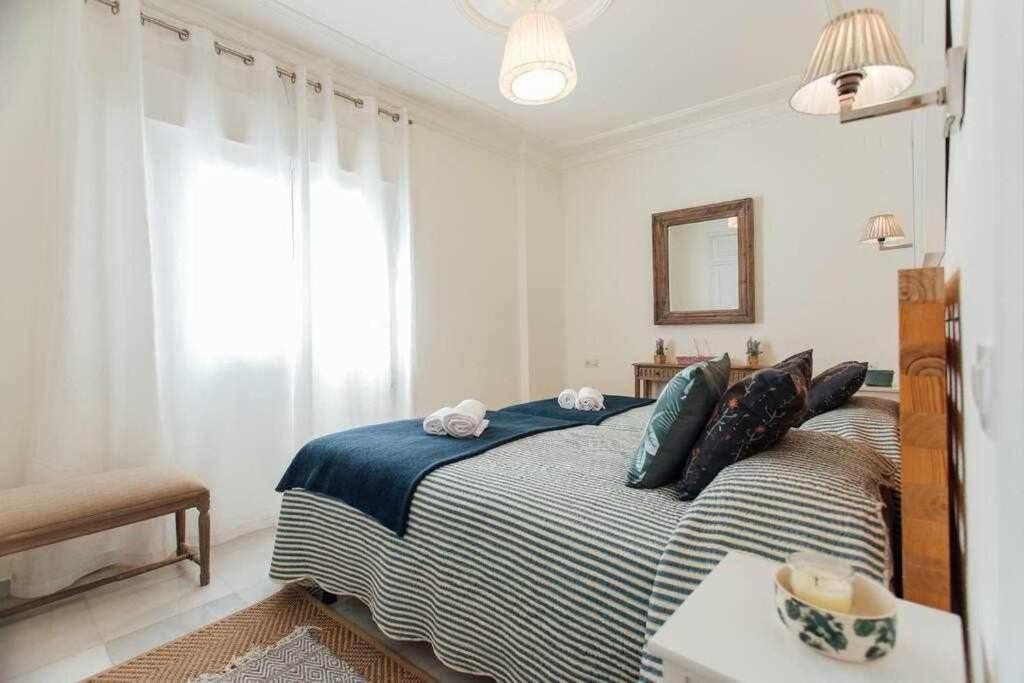 Apartamento Boutique Abades Sevilla Bagian luar foto